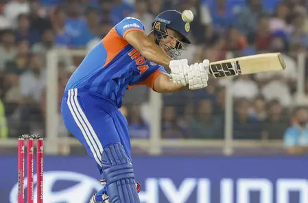 टी20 विश्व कप: हर बार छक्का लगाना जरूरी नहीं, शिवम दुबे को याद आई एमएस धोनी की सलाह